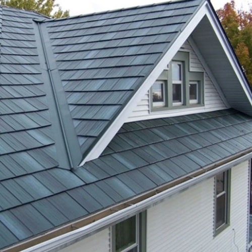 A syntheitc shingle roof